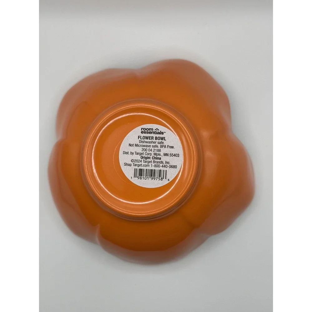 Room Essentials Set of 4 Orange Flower Bowls Scalloped Petal Yellow Center NEW - Picture 2 of 5